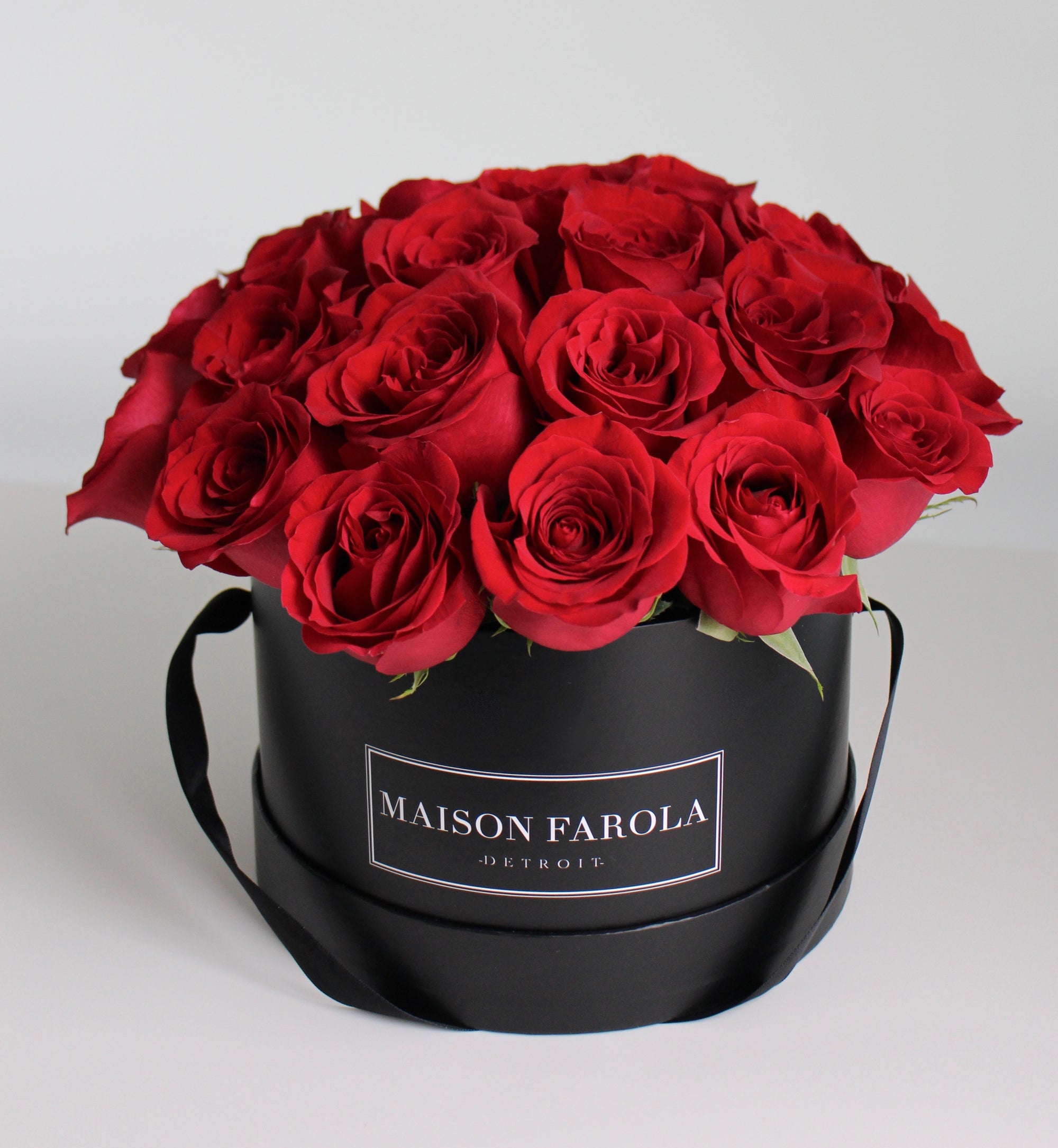 [flower_box], [maison_farola], [arrangement], [flowers], [birthday], [mothers_day], [delivery], [hat_box], [english_garden], [affordable_flowers], [blumz], [pot_and_box], [made_floral], [blush_and_co], [tiffany_florist], [blossoms], [fleurdetroit], [gift], [easter], [centerpiece], [baby_shower], [baby_girl], [baby_boy], [baptism], [event], [communion], [sympathy], [corporate], [flower_bouquet], [preserved]