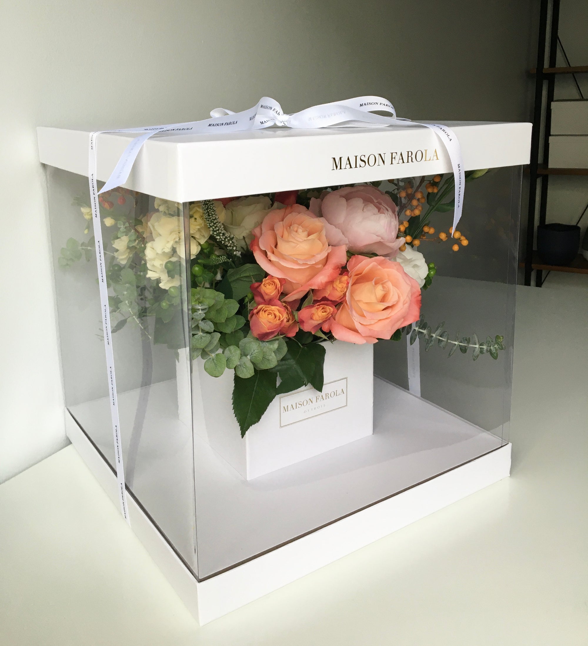 [flower_box], [maison_farola], [arrangement], [flowers], [birthday], [mothers_day], [delivery], [hat_box], [english_garden], [affordable_flowers], [blumz], [pot_and_box], [made_floral], [blush_and_co], [tiffany_florist], [blossoms], [fleurdetroit], [gift], [easter], [centerpiece], [baby_shower], [baby_girl], [baby_boy], [baptism], [event], [communion], [sympathy], [corporate], [flower_bouquet], [preserved]