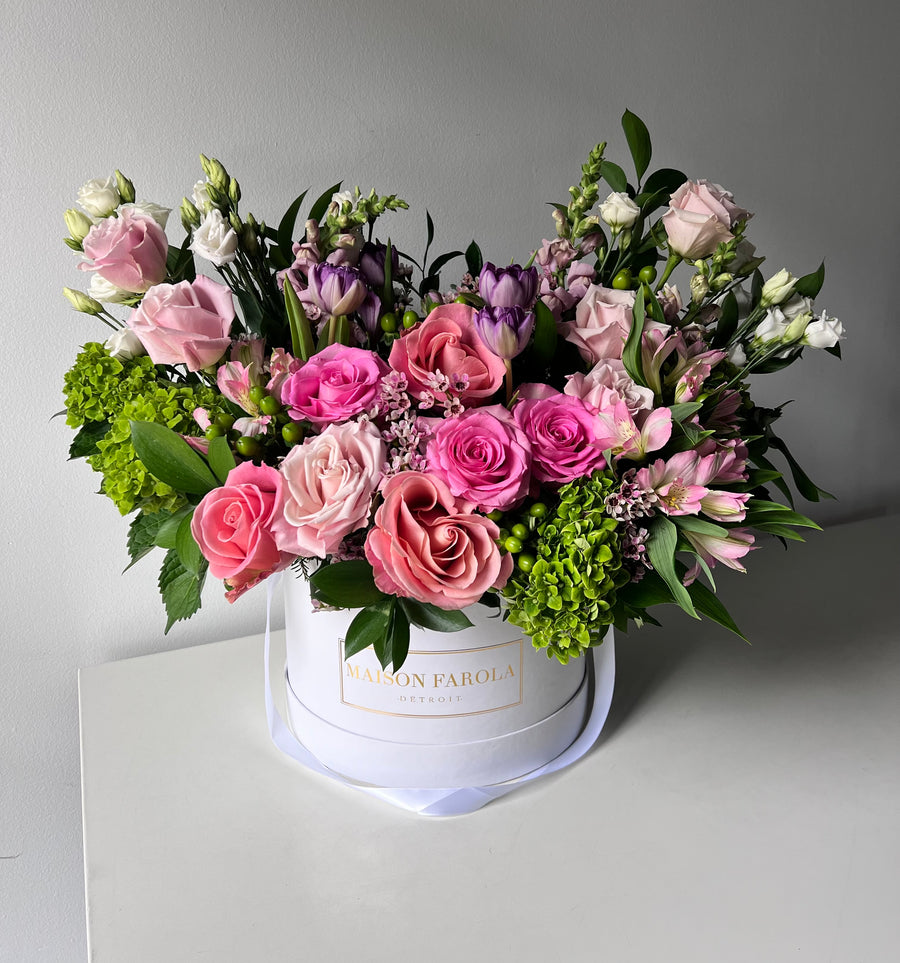 Mother's Day Adore Me Arrangement - Maison Farola