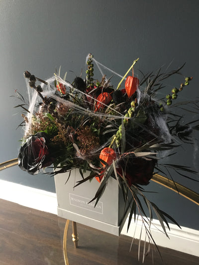 [flower_box], [maison_farola], [arrangement], [flowers], [birthday], [mothers_day], [delivery], [hat_box], [english_garden], [affordable_flowers], [blumz], [pot_and_box], [made_floral], [blush_and_co], [tiffany_florist], [blossoms], [fleurdetroit], [gift], [easter], [centerpiece], [baby_shower], [baby_girl], [baby_boy], [baptism], [event], [communion], [sympathy], [corporate], [flower_bouquet], [preserved]