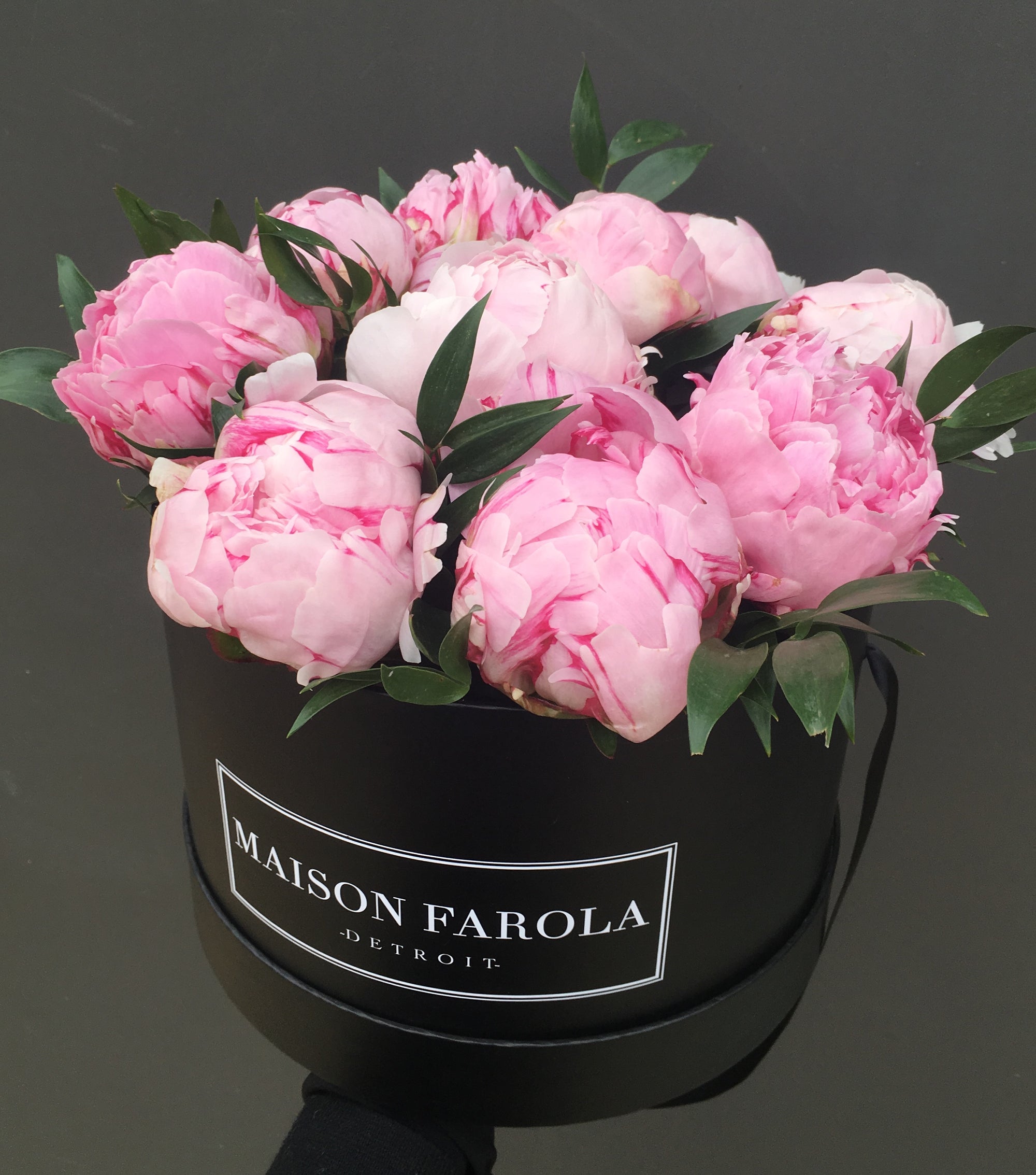 [flower_box], [maison_farola], [arrangement], [flowers], [birthday], [mothers_day], [delivery], [hat_box], [english_garden], [affordable_flowers], [blumz], [pot_and_box], [made_floral], [blush_and_co], [tiffany_florist], [blossoms], [fleurdetroit], [gift], [easter], [centerpiece], [baby_shower], [baby_girl], [baby_boy], [baptism], [event], [communion], [sympathy], [corporate], [flower_bouquet], [preserved]