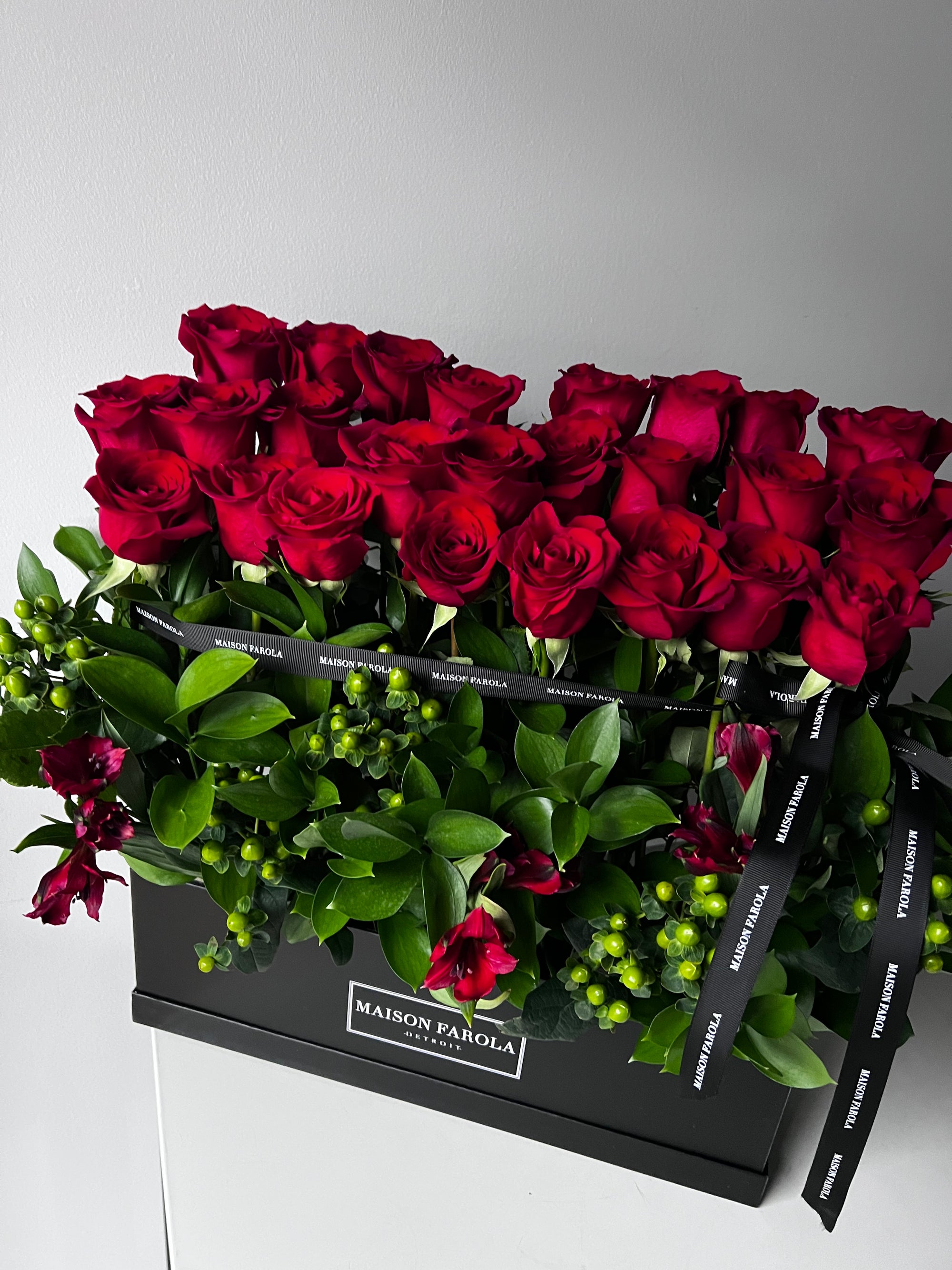 Be Mine 2.0 Vday Edition - Maison Farola