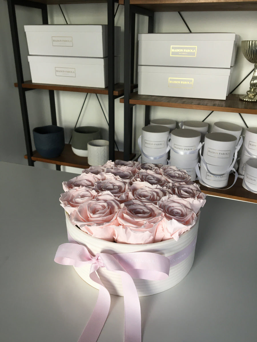 [flower_box], [maison_farola], [arrangement], [flowers], [birthday], [mothers_day], [delivery], [hat_box], [english_garden], [affordable_flowers], [blumz], [pot_and_box], [made_floral], [blush_and_co], [tiffany_florist], [blossoms], [fleurdetroit], [gift], [easter], [centerpiece], [baby_shower], [baby_girl], [baby_boy], [baptism], [event], [communion], [sympathy], [corporate], [flower_bouquet], [preserved]